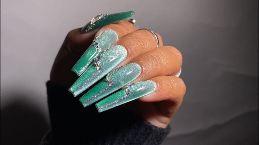 10 Stunning Green Nail Designs to Dazzle This Christmas: Your Ultimate Tutorial Guide!