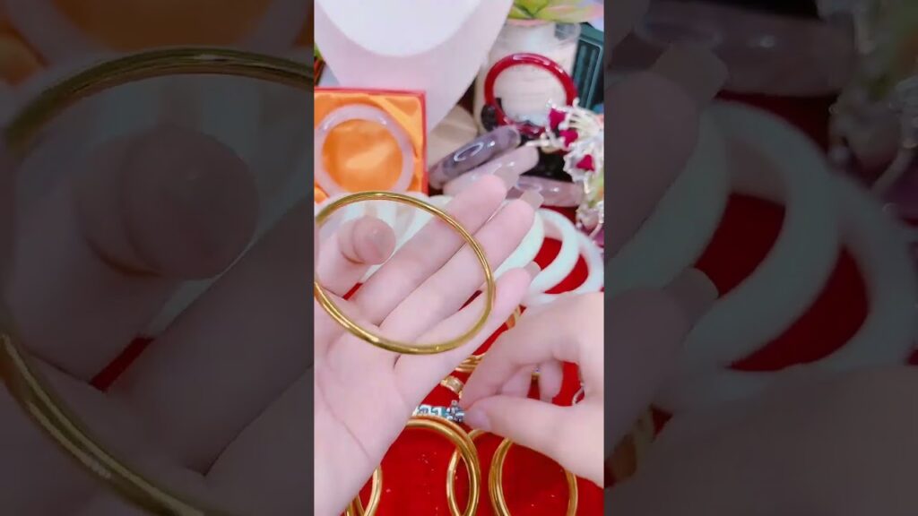 5 ĐIỂM NỔI BẬT VỀ TRANG SỨC VÀ PHỤ KIỆN THỜI TRANG KHÔNG THỂ BỎ QUA!