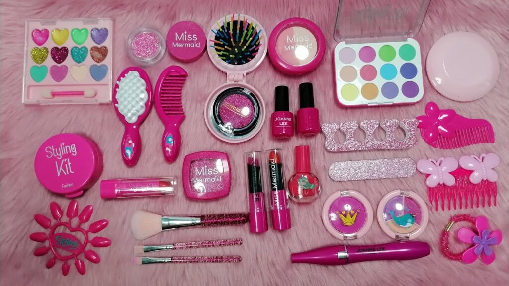 10 Irresistibly Satisfying Unboxing Moments: The Ultimate Pink Fashion Accessories & Makeup Set!